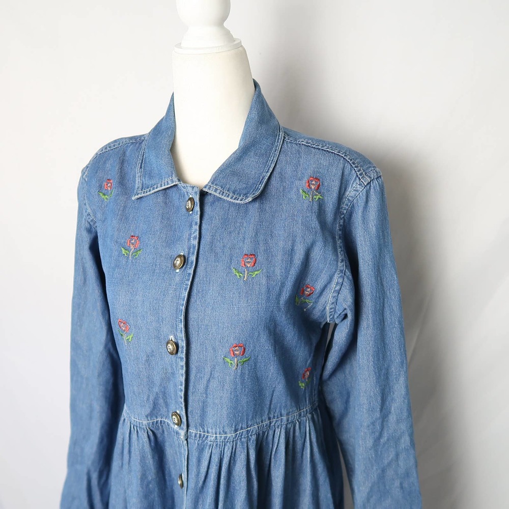 Vintage 90s blue denim floral embroidered a-line midi shirt dress S